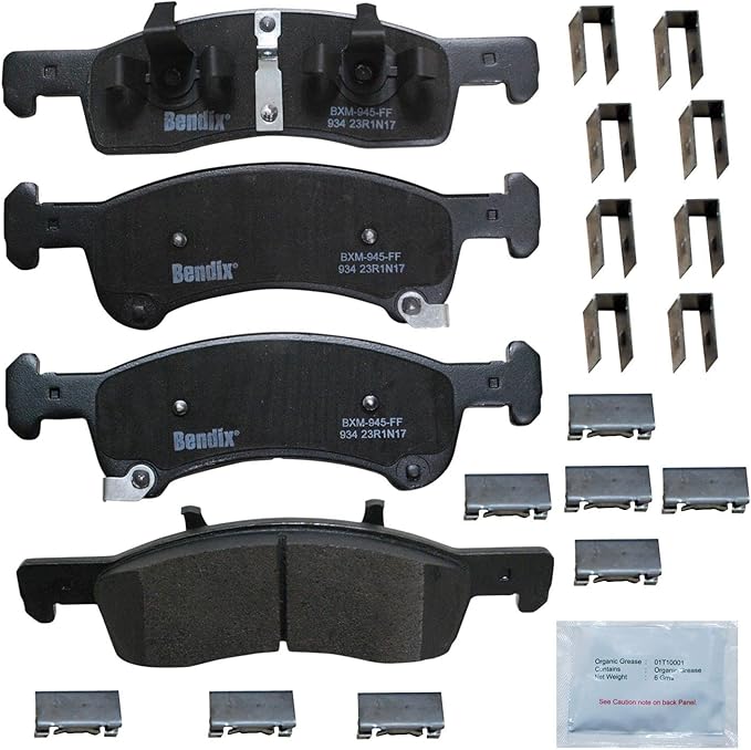 Bendix Priority1 CFM934 Semi-Metallic Front Brake Pads for Ford Expedition 2006-2003, Lincoln Navigator 2006-2003