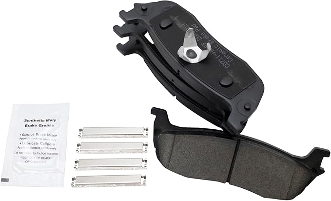 TRQ Rear Brake Pads Ceramic Compatible with 1997-2004 Ford Expedition 1997-2004 F-150 2004 F-150 Heritage 1997-1999 F-250 2002 Lincoln Blackwood 1998-2002 Navigator 2003-2011 Town Car