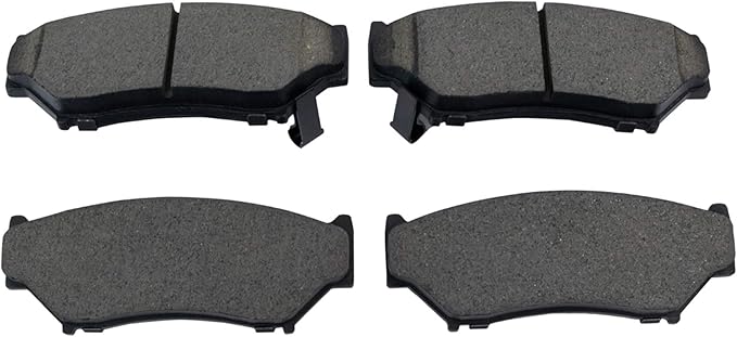 TRQ Front Brake Pads Ceramic Compatible with 1998-2004 Chevrolet Tracker 1996-1997 Geo Tracker 1991-1998 Suzuki Sidekick 1999-2004 Suzuki Vitara